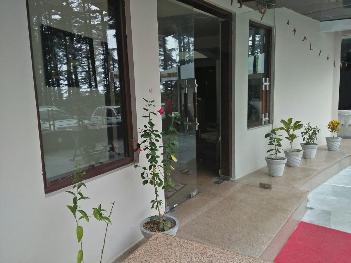Oyo 11877 Royal Residency Hotell New Tehri Rum bild