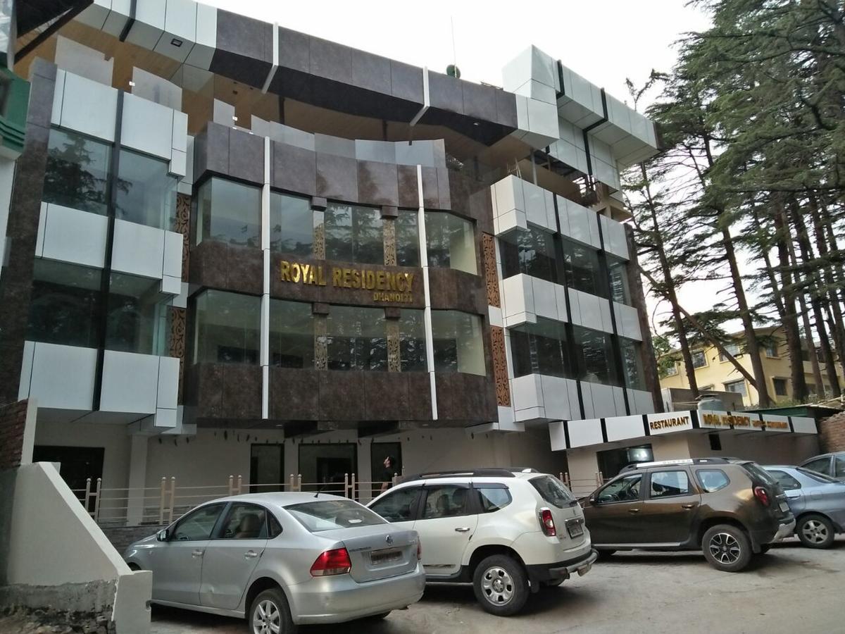 Oyo 11877 Royal Residency Hotell New Tehri Exteriör bild